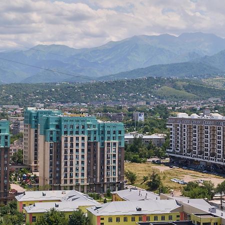 Five Business-Class Rooms In R-House Near Mega Center Almaty Extérieur photo
