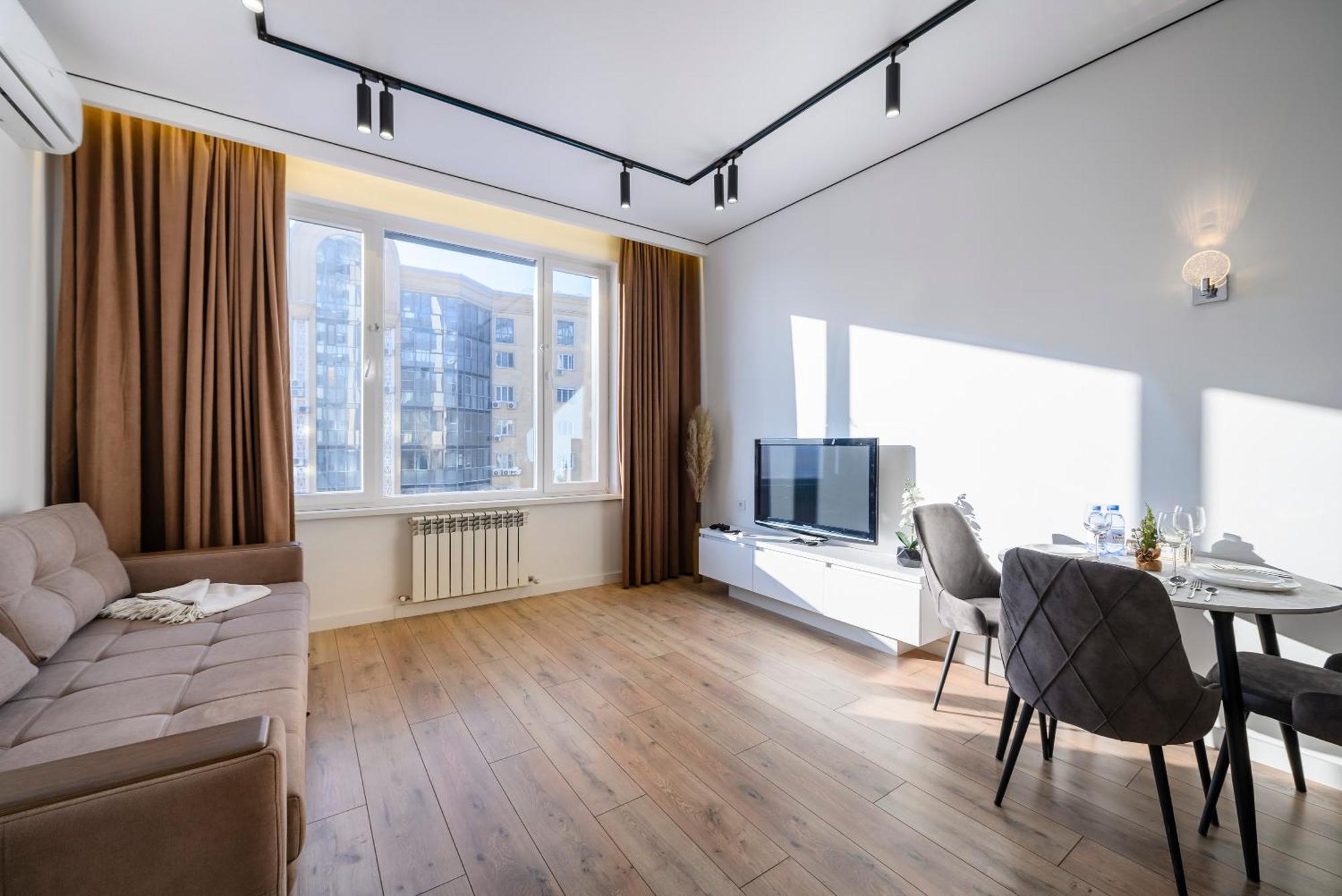 Five Business-Class Rooms In R-House Near Mega Center Almaty Extérieur photo