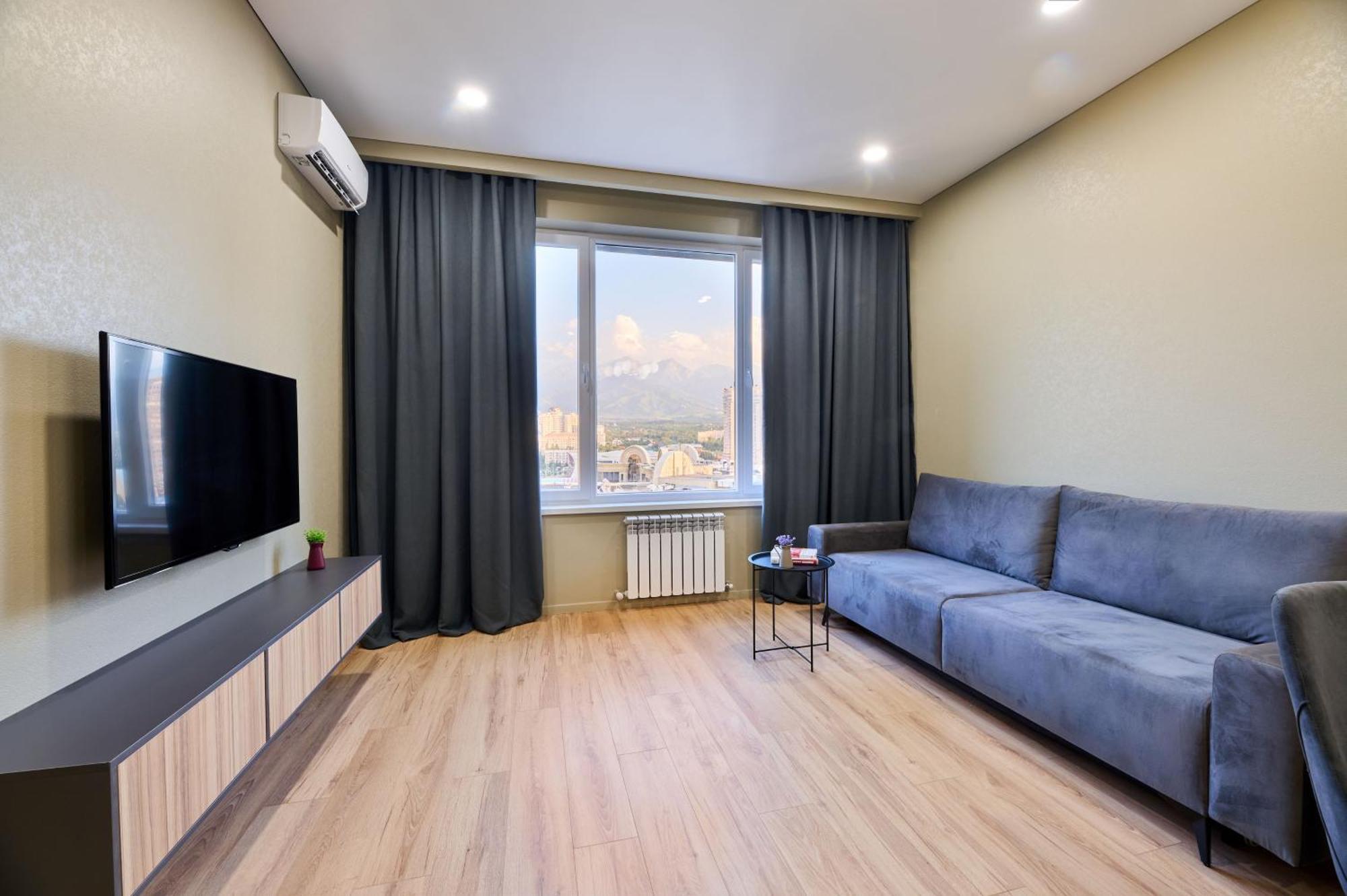 Five Business-Class Rooms In R-House Near Mega Center Almaty Extérieur photo