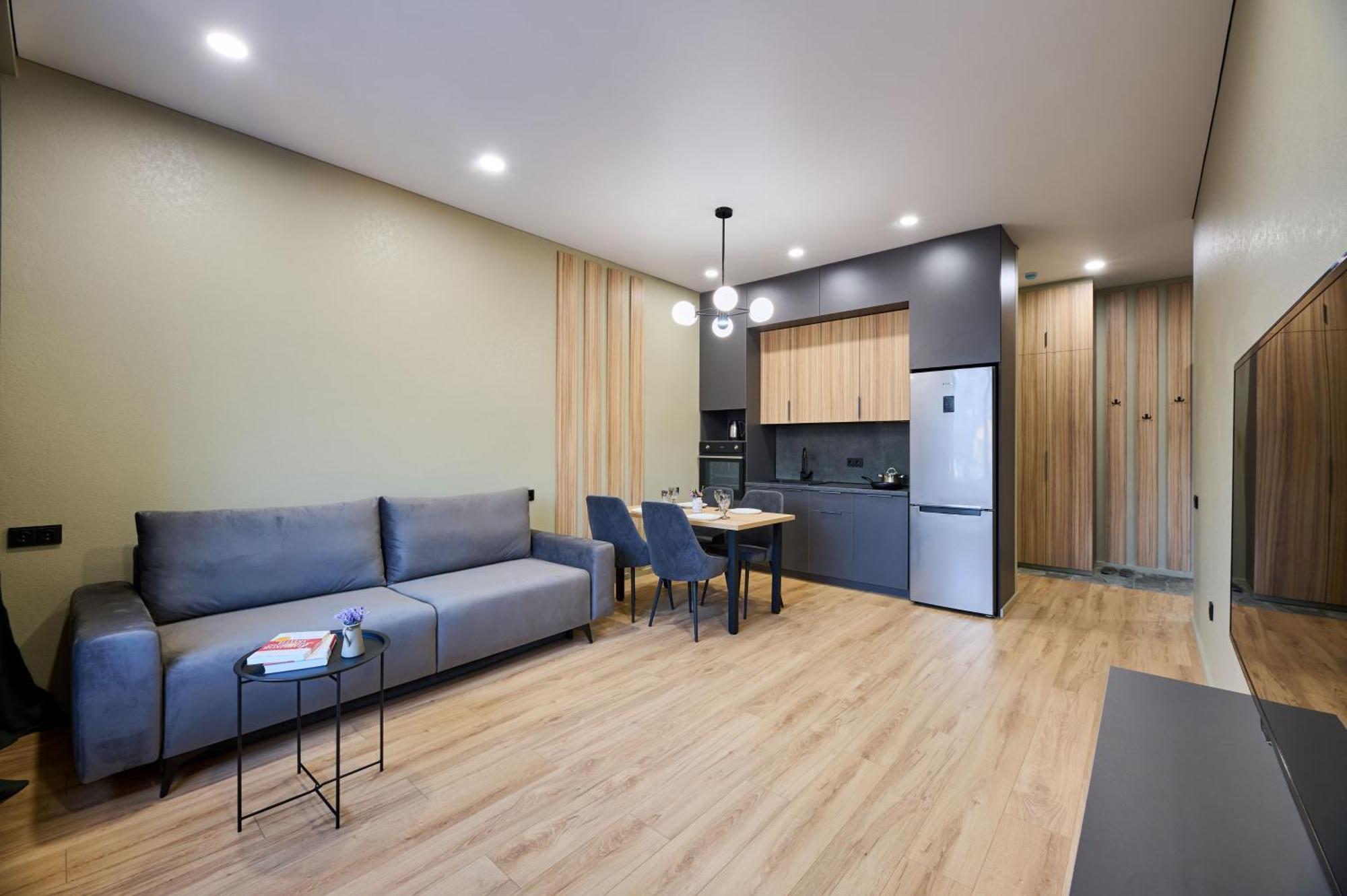 Five Business-Class Rooms In R-House Near Mega Center Almaty Extérieur photo