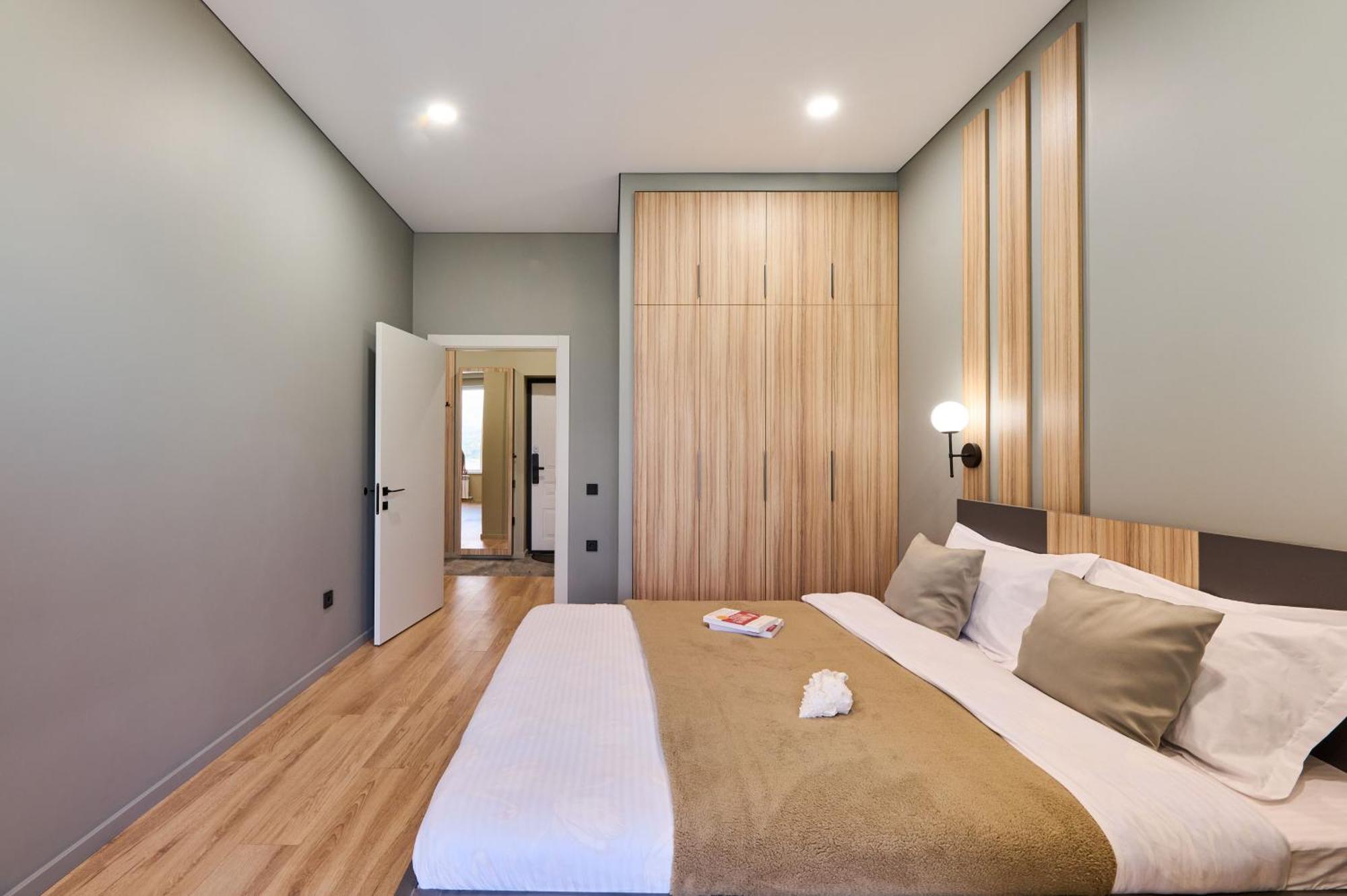 Five Business-Class Rooms In R-House Near Mega Center Almaty Extérieur photo